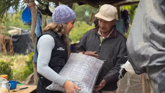 Desarrollo Social continúa con el operativo “Salta Te Abriga” en municipios del interior provincial