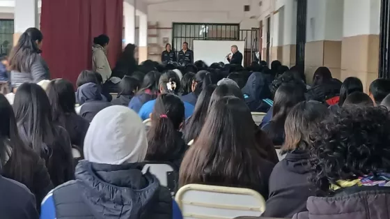 Promueven entornos escolares seguros y fortalecen la prevención sobre problemáticas sociales