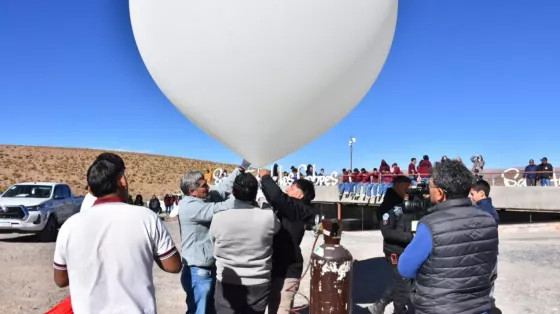 Alumnos salteños lanzaron un globo estratosférico con alto valor científico