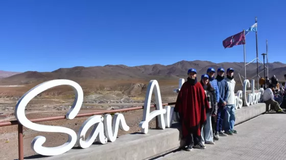 Alumnos salteños lanzaron un globo estratosférico con alto valor científico