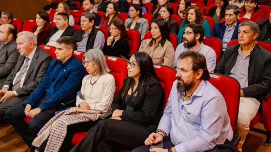 Salta participó en Catamarca de la conferencia “Perspectivas macroeconómicas y ejes para el desarrollo regional y nacional”