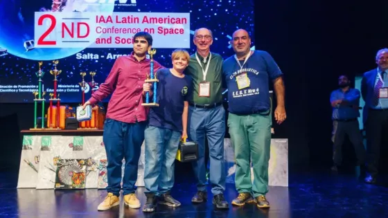 El Ministerio de Educación impulsa la vocación científica en estudiantes durante la conferencia internacional de astronáutica