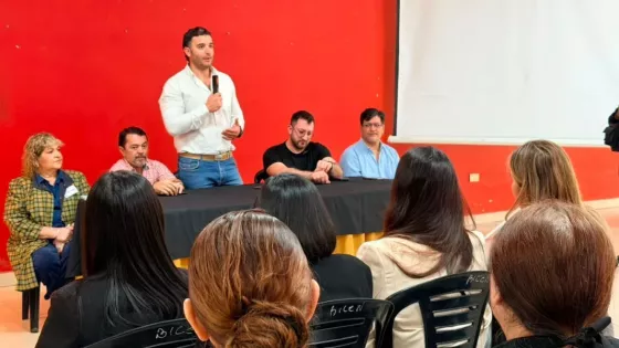 Orán: concejales recibieron sus certificados de capacitación en liderazgo y gestión