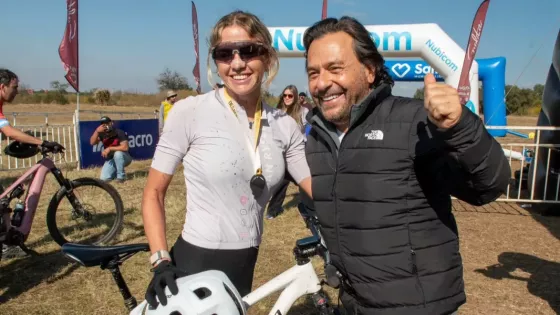 Sáenz acompañó una nueva edición del Desafío de las Nubes, que reunió a 1250 ciclistas en Salta