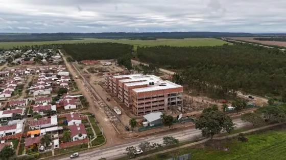 Sáenz supervisó la obra de la Ciudad Judicial de Orán, que avanza con apoyo económico de la Provincia