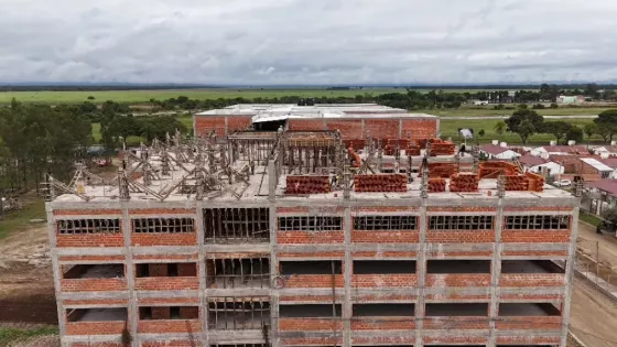Sáenz supervisó la obra de la Ciudad Judicial de Orán, que avanza con apoyo económico de la Provincia