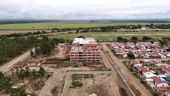 Sáenz supervisó la obra de la Ciudad Judicial de Orán, que avanza con apoyo económico de la Provincia