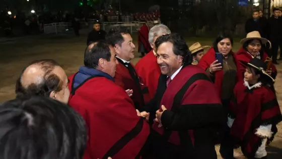 Salta honró a Güemes en la tradicional Guardia bajo las Estrellas encabezada por Sáenz