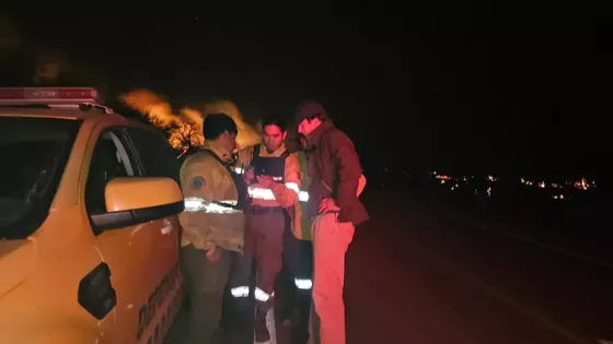 Intenso trabajo de los equipos de combate de incendios en Cafayate tras la reactivación de focos