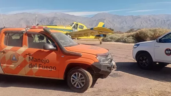 Los equipos de combate contra incendios forestales continúan trabajando en Cafayate