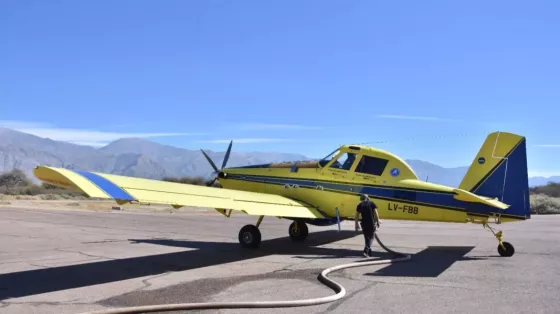 Los equipos de combate contra incendios forestales continúan trabajando en Cafayate