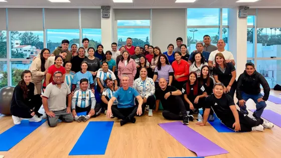 Más de 40 profesionales participaron de un taller sobre gimnasia postural en el hospital San Bernardo