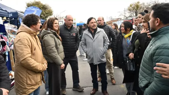 Sáenz participó de la gran muestra Estudiá Salta que convocó a miles de jóvenes y familias