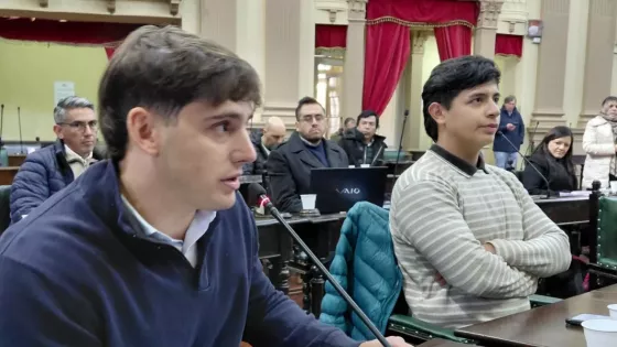 Estudiantes de la UNSa debatieron sobre tributación minera en el programa 