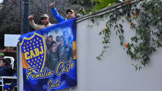 Boca hace temblar Salta: masiva y eufórica bienvenida de los hinchas a los Xeneixes