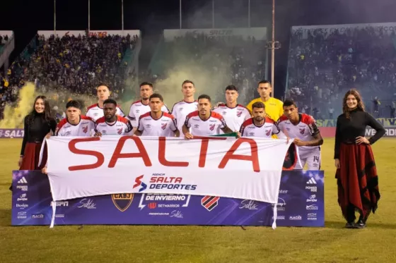 Triunfo de Boca Juniors sobre Atlético Paranaense de Brasil en Salta.