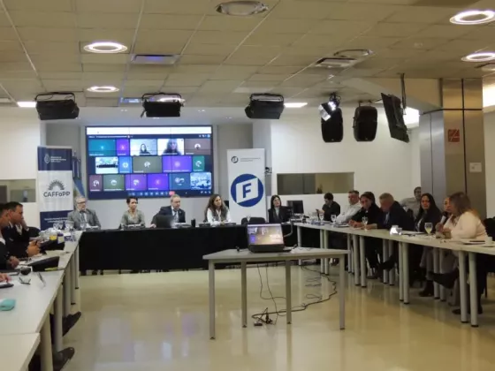 Salta participó de un encuentro nacional para fortalecer la formación policial