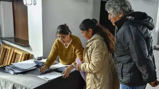 Regularización dominial de terrenos: familias de Chicoana avanzan con el proceso para convertirse en propietarias