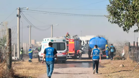 El ministro Mangione supervisó el operativo sanitario del SAMEC por los incendios en la Circunvalación Oeste
