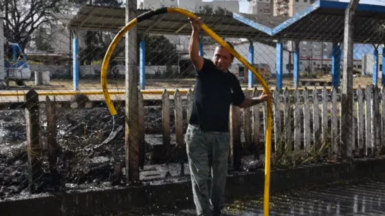Sáenz supervisó la asistencia integral de la Provincia a las familias afectadas por los incendios en barrio El Refugio