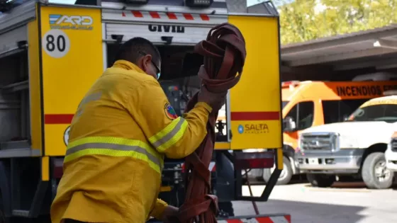Sáenz supervisó la asistencia integral de la Provincia a las familias afectadas por los incendios en barrio El Refugio