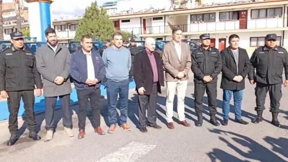 Nuevos móviles para fortalecer la seguridad en municipios y unidades especiales de la Policía de Salta