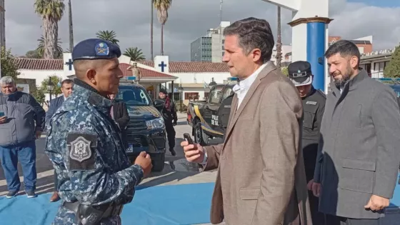 Nuevos móviles para fortalecer la seguridad en municipios y unidades especiales de la Policía de Salta