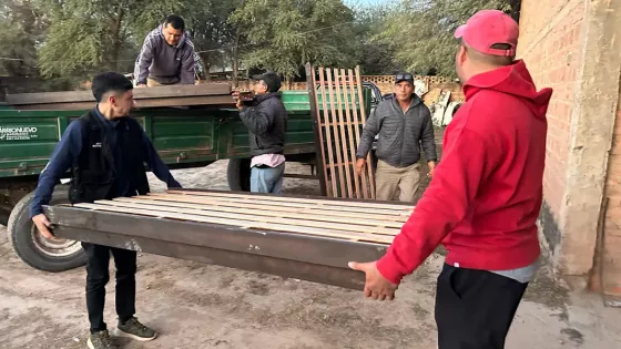 Desarrollo Social reforzó la asistencia a familias afectadas por las inundaciones en Rivadavia Banda Sur