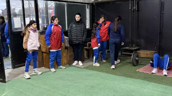 Gimnasios, techados y canchas de agua: el Plan META transforma las instituciones deportivas de Salta