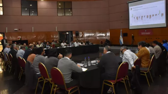 Provincia y gremios estatales firmaron acuerdo salarial