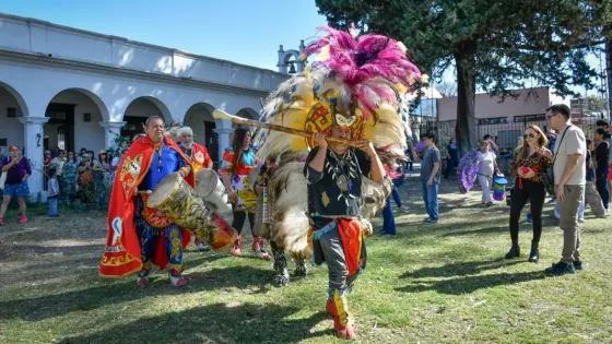El Mercado Artesanal de Salta celebró la 25ª edición del Tradicional Convite a la Pachamama