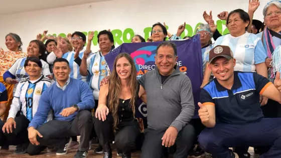 Más de 500 personas participaron del 1° Encuentro de Danza de Personas Mayores de los Valles en Cachi
