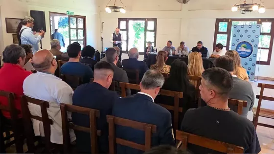 Salud Pública y municipios del sur salteño firman un convenio de descentralización para agilizar trámites de Incluir Salud