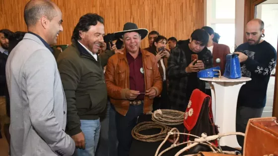 Sáenz en la Expo Cafayate: “Seguimos generando oportunidades para que los jóvenes estudien, se capaciten y construyan su futuro en Salta”