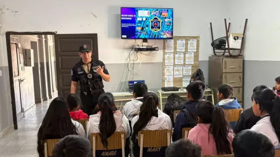 Cachi:  instructores de la Secretaría de Seguridad realizaron una jornada destinada a alumnos de nivel primario y secundario.