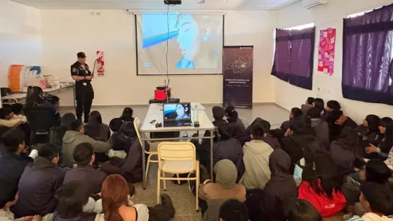 Cachi:  instructores de la Secretaría de Seguridad realizaron una jornada destinada a alumnos de nivel primario y secundario.