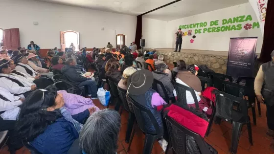 En Cachi capacitaron a más de 500 personas mayores sobre prevención en ciberestafas