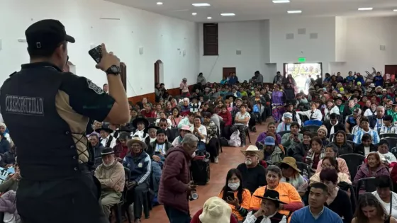 En Cachi capacitaron a más de 500 personas mayores sobre prevención en ciberestafas