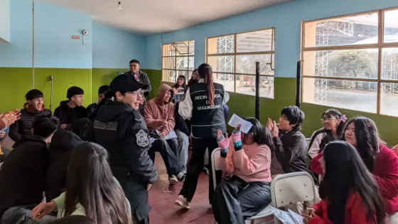 San Carlos: brindaron herramientas de prevención sobre bullying, grooming y consumos problemáticos