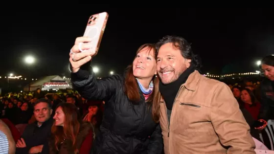 Sáenz compartió con miles de familias el tradicional Festival de la Doma y Folclore en San Lorenzo