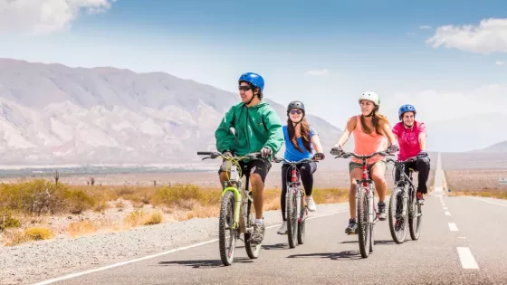Naturaleza, altura y adrenalina: la experiencia de explorar Salta sobre dos ruedas