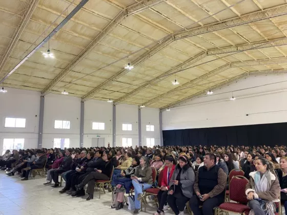 Inició el Encuentro Provincial de Innovación y Educación Digital con más de 700 docentes