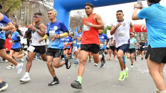 El gobernador Sáenz se unió a la familia de HIRPACE en su 36° maratón
