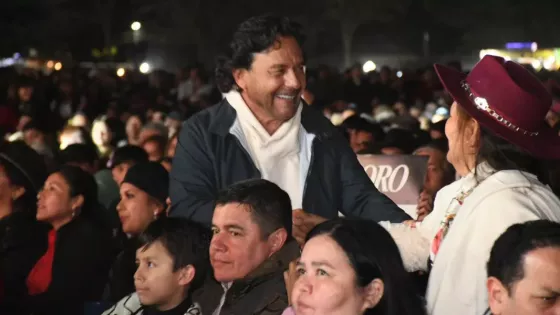 Sáenz acompañó al pueblo de Orán en los festejos por los 232 años de su fundación y fiestas patronales