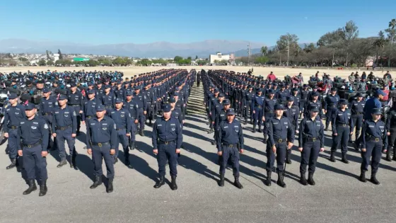 Sáenz fortalece a la Policía de Salta con 151 nuevos móviles y 300 agentes