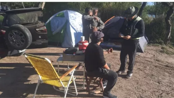 Infraccionan a pescadores ilegales en el río Juramento