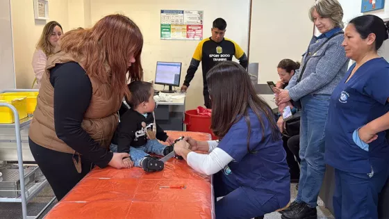 El Hospital Materno Infantil fortalece el abordaje del pie bot mediante capacitación internacional