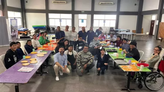 Gastronomía inclusiva: 16 jóvenes de HIRPACE se capacitaron en elaboración y comercialización de alimentos