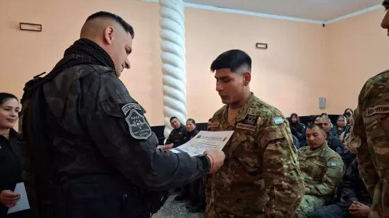 Motoristas de emergencia policial culminaron una nueva capacitación para reforzar la prevención del delito