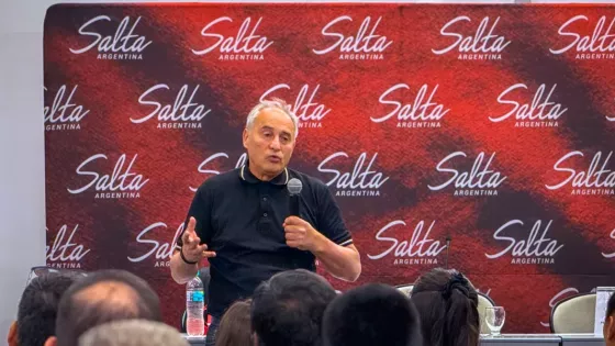 Héctor Baldassi brindó una charla magistral en Salta